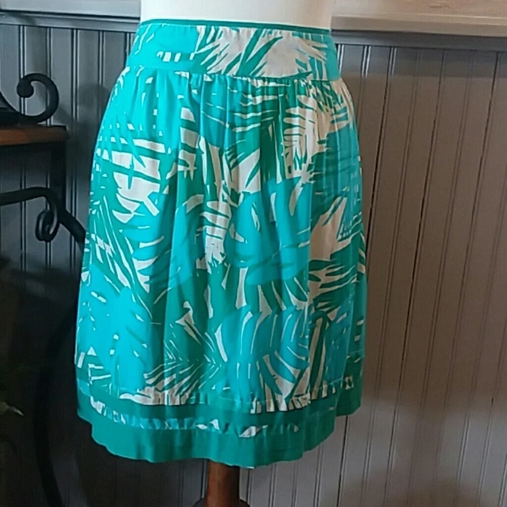 💕LOFT* SKIRT - Picture 3 of 5